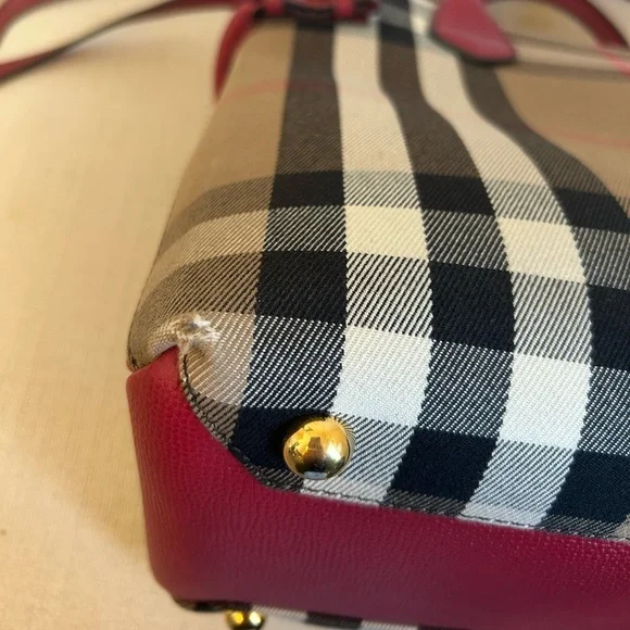 Burberry Medium Red/Beige House Check Banner Bag - Picture 15 of 15